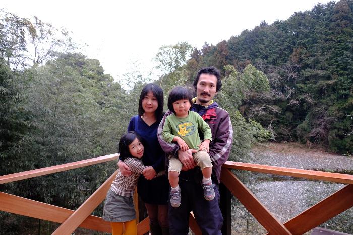 沼澤さん家族の写真