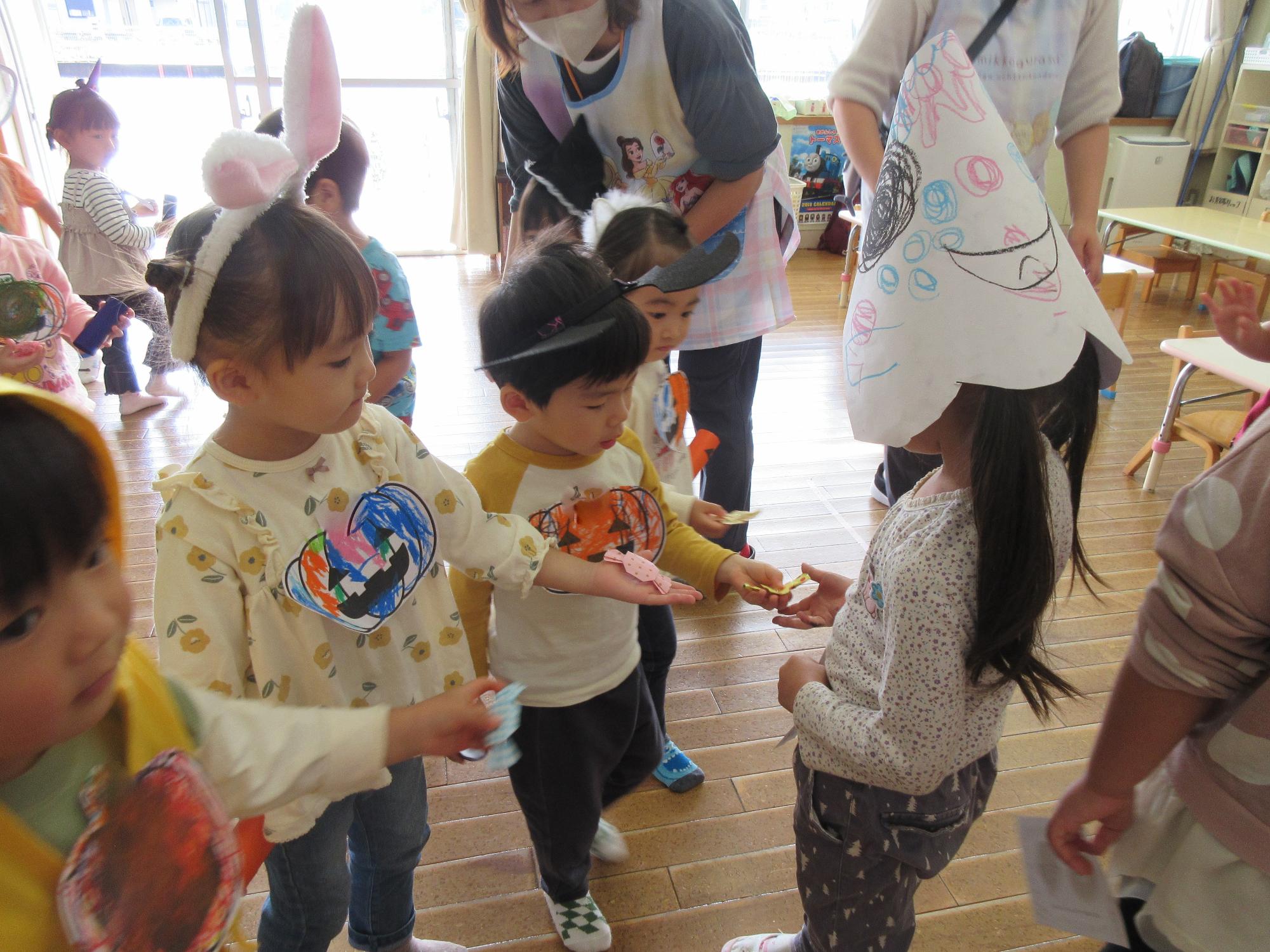 2歳児ハロウィンの様子
