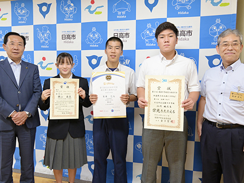 うれしい報告(第54回関東中学校陸上・水泳競技大会および全日本中学校陸上競技選手権大会出場の報告)