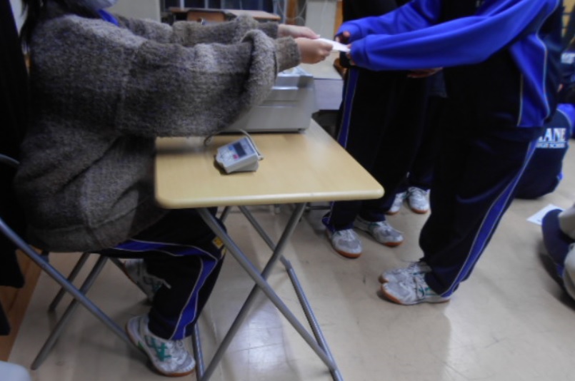 投票の様子
