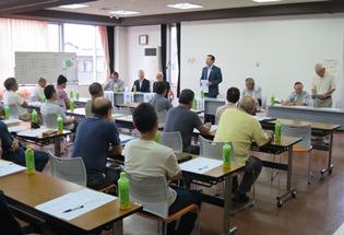 第20回日高市長杯ソフトボール大会開会式の様子の写真