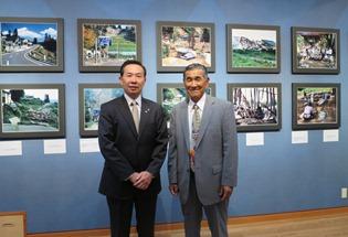 新堀勝彦さんの写真展鑑賞の写真2