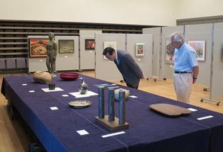 日高市美術家協会展の写真