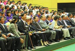 日高市小・中学校なかよし音楽会の写真
