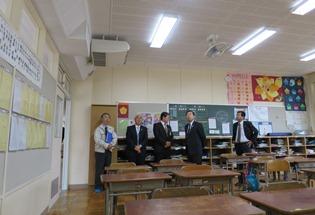 小学校・中学校工事現地視察の写真1