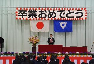小学校卒業式の写真
