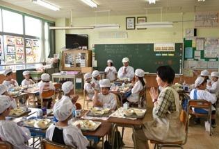 市長の給食当番