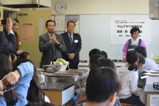 韓国ハクサイ収穫体験・キムチ作り