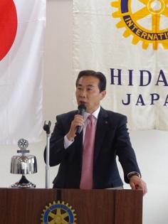 日高ロータリークラブの例会の写真