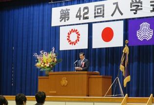 埼玉県立日高高等学校の入学式の写真