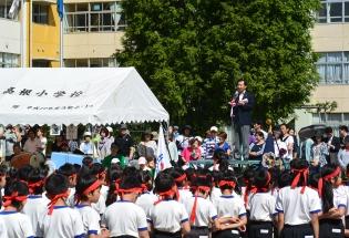 高根小学校での第42回運動会の様子の写真