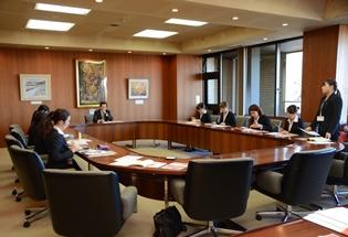 イベントについてのプレゼンテーションの写真