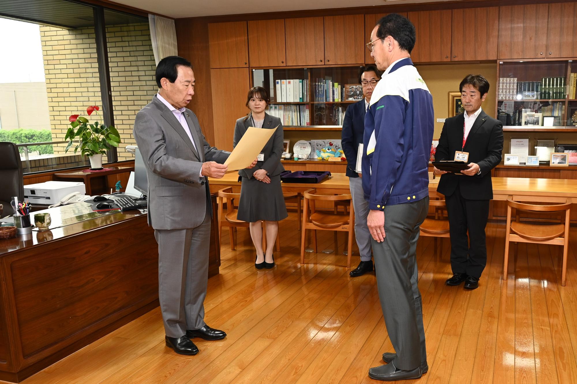 企業版ふるさと納税感謝状贈呈式1