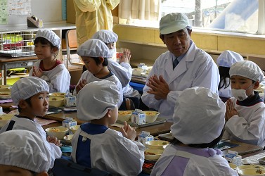 給食当番