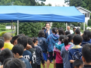 おらがむらの相撲大会市長あいさつの写真