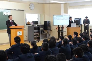 高萩中学校におけるふれあいトークの写真1