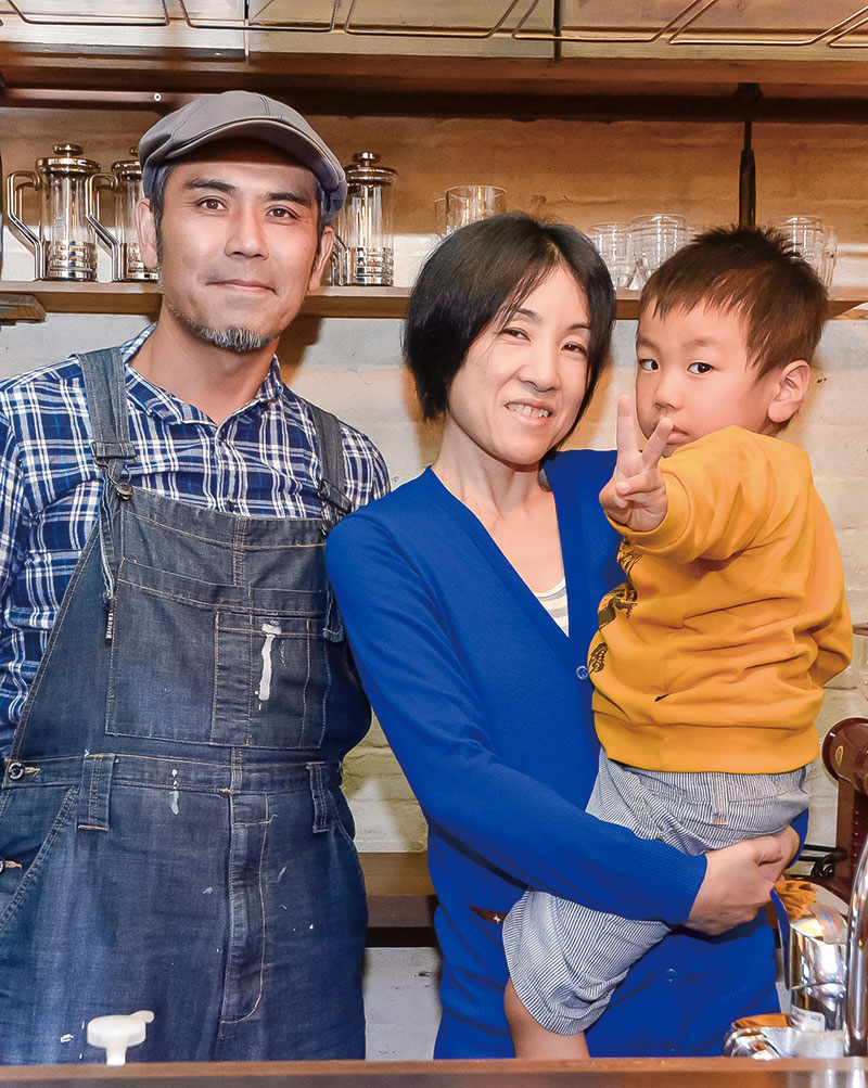 菅野さん家族の写真