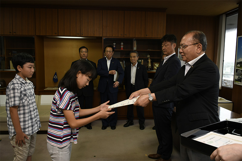 子ども議員へ任命されている