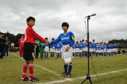 親善試合の開会セレモニーの写真2