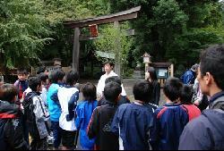 高麗神社を見学の写真1