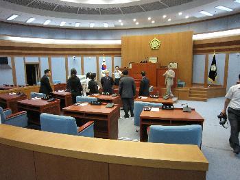 烏山市議会議長表敬訪問の写真
