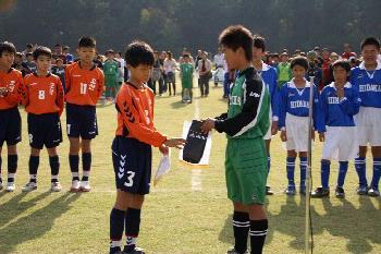 親善試合の様子の写真