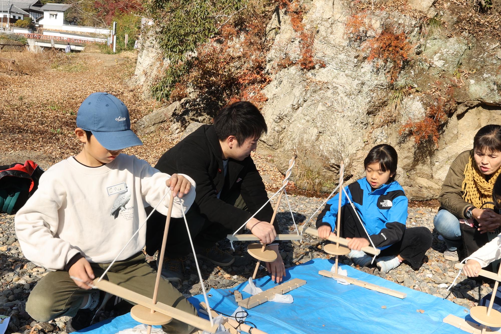 みんなで火起こし体験