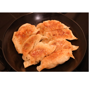 つるむらさきのチーズ餃子