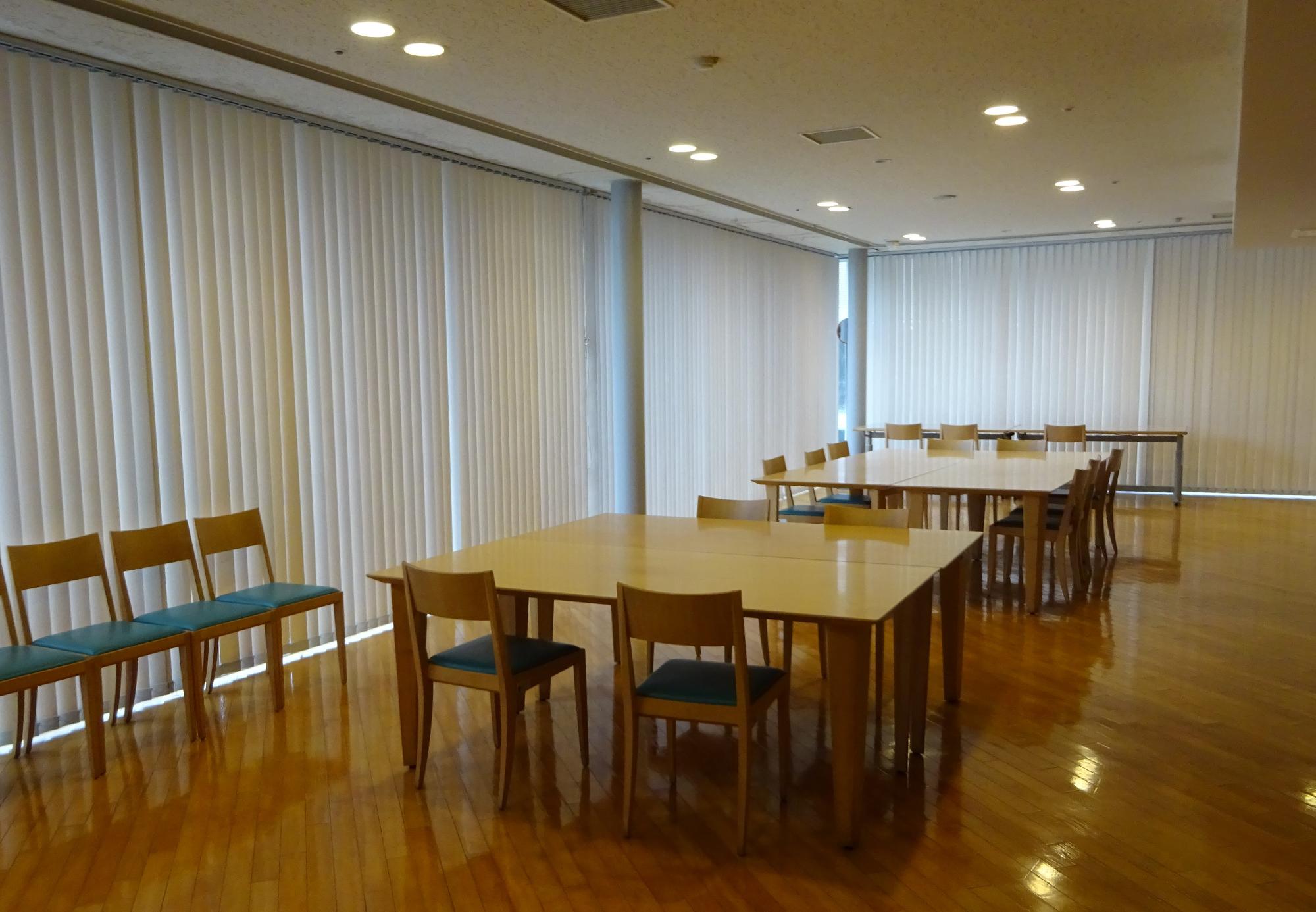 総合福祉センター高麗の郷食堂