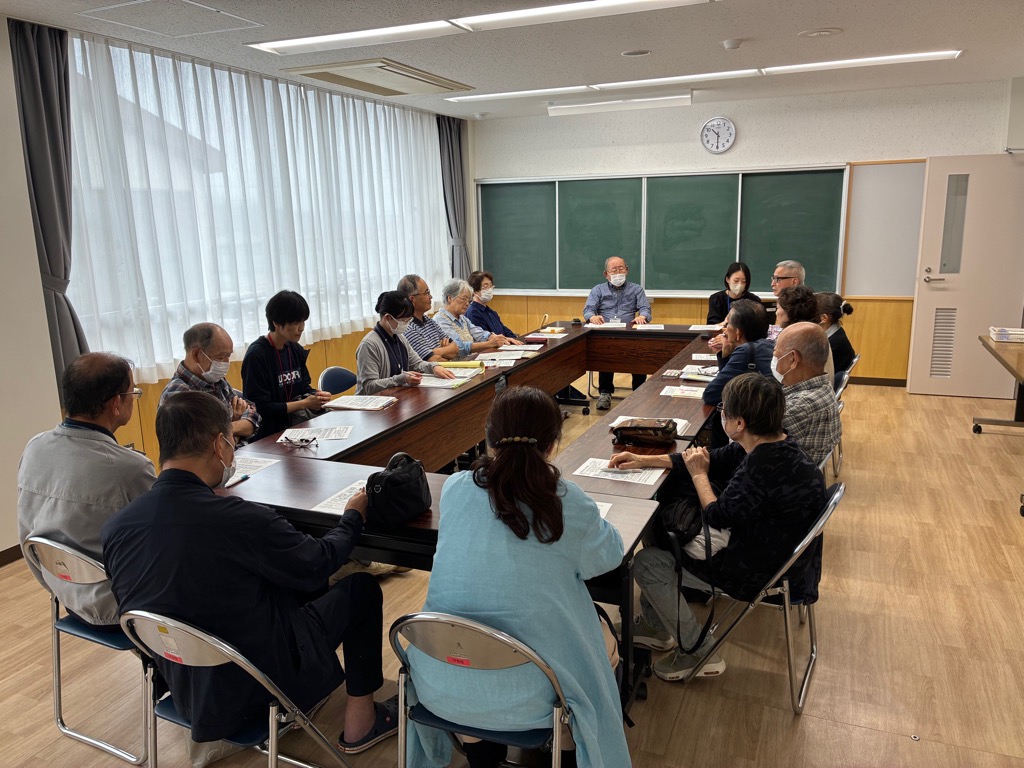 武蔵台地域おたすけ隊定例会の様子