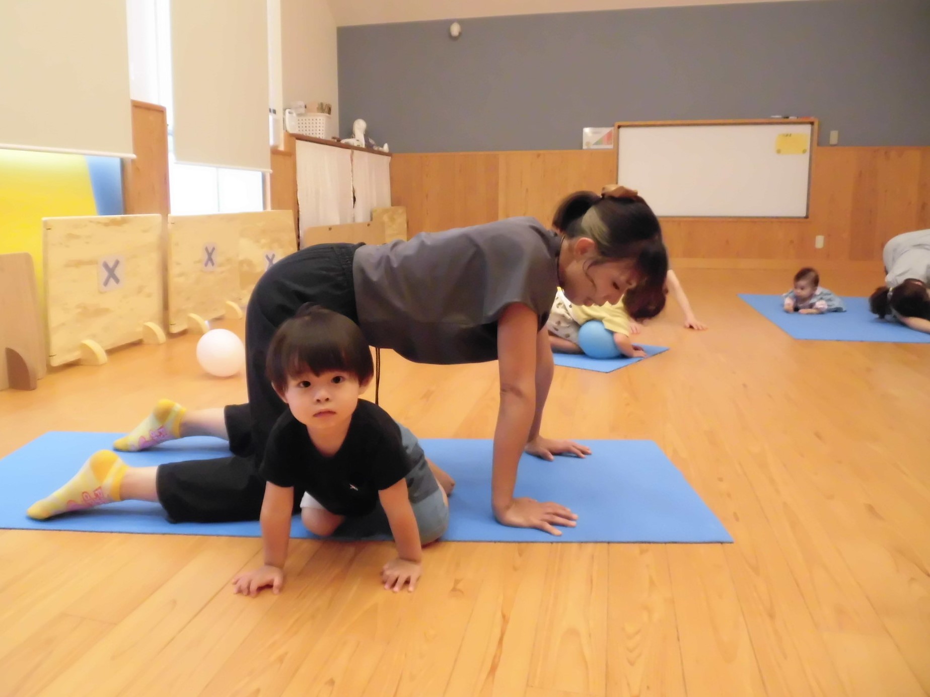 親子ふれ愛ヨガ（ぬくぬく）9月9日