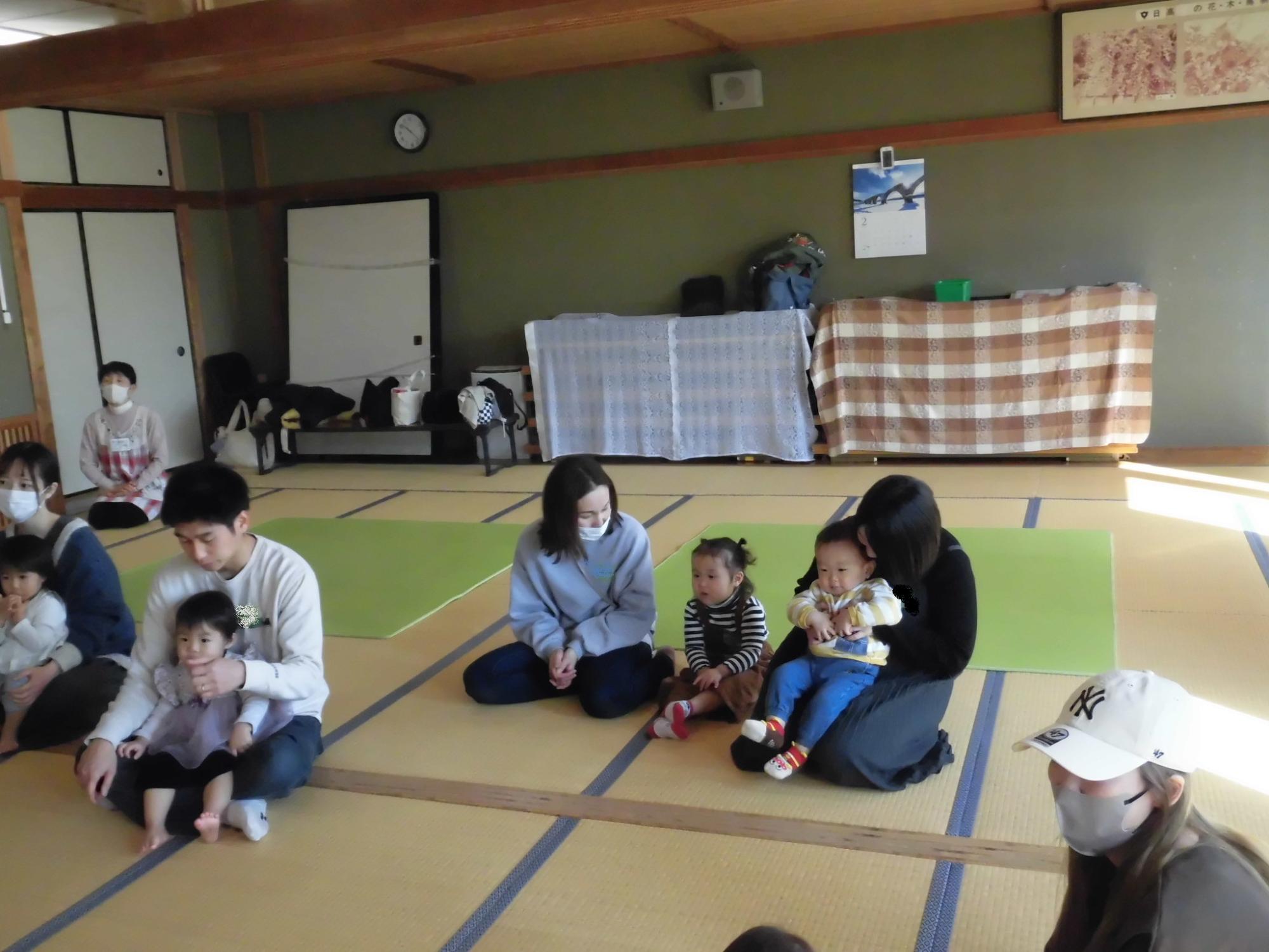 親子で楽しく絵本タイム