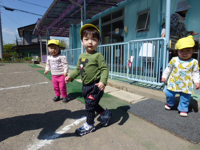 1歳児のそとあそび