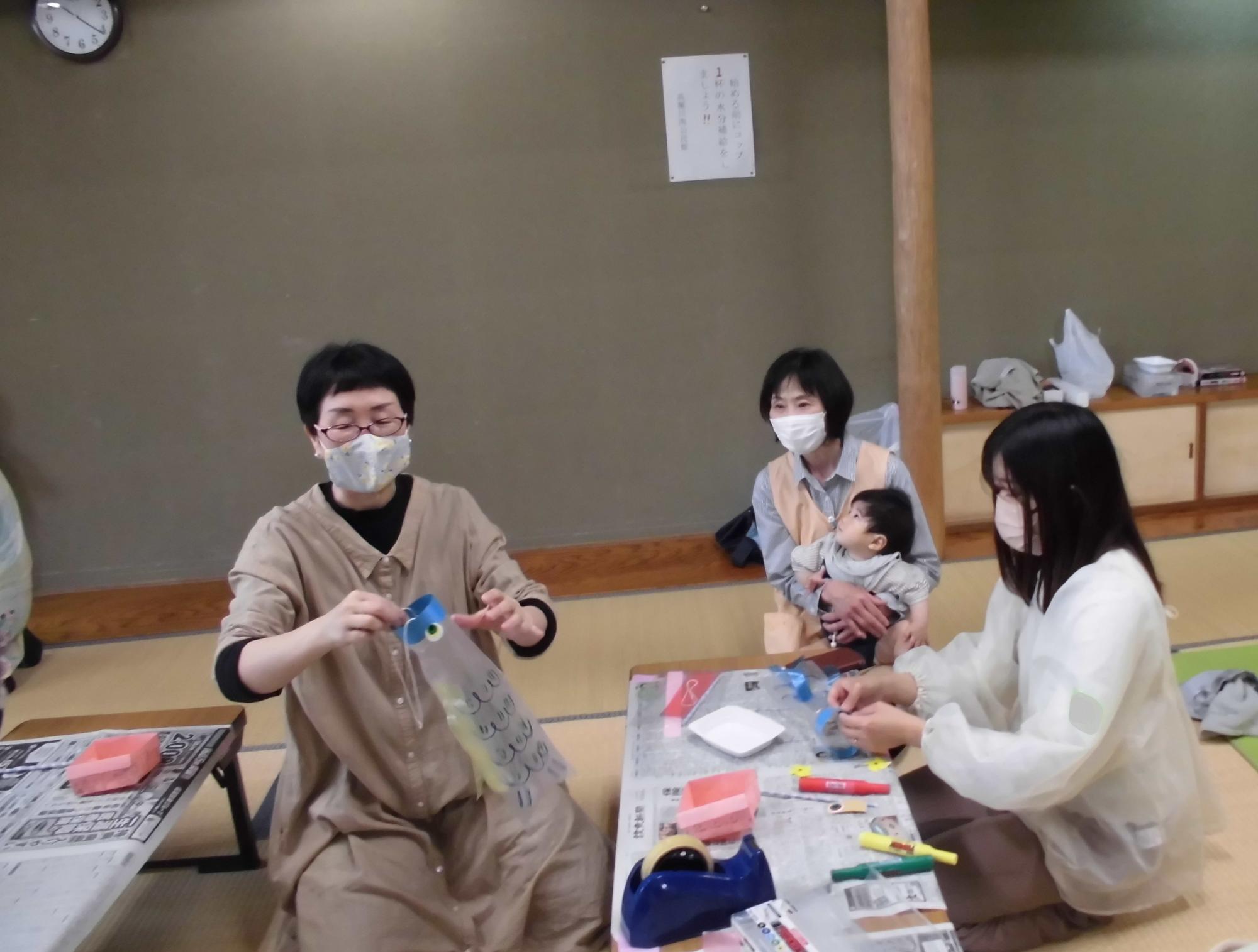 こいのぼりのおもちゃをつくりましょう