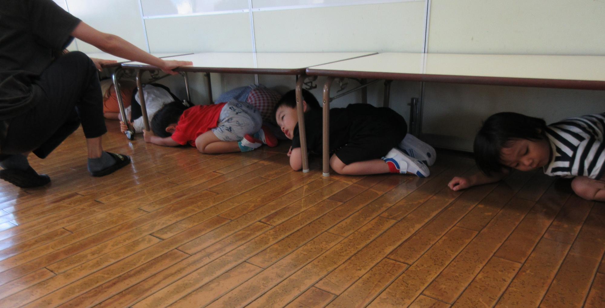 3歳児避難訓練の様子