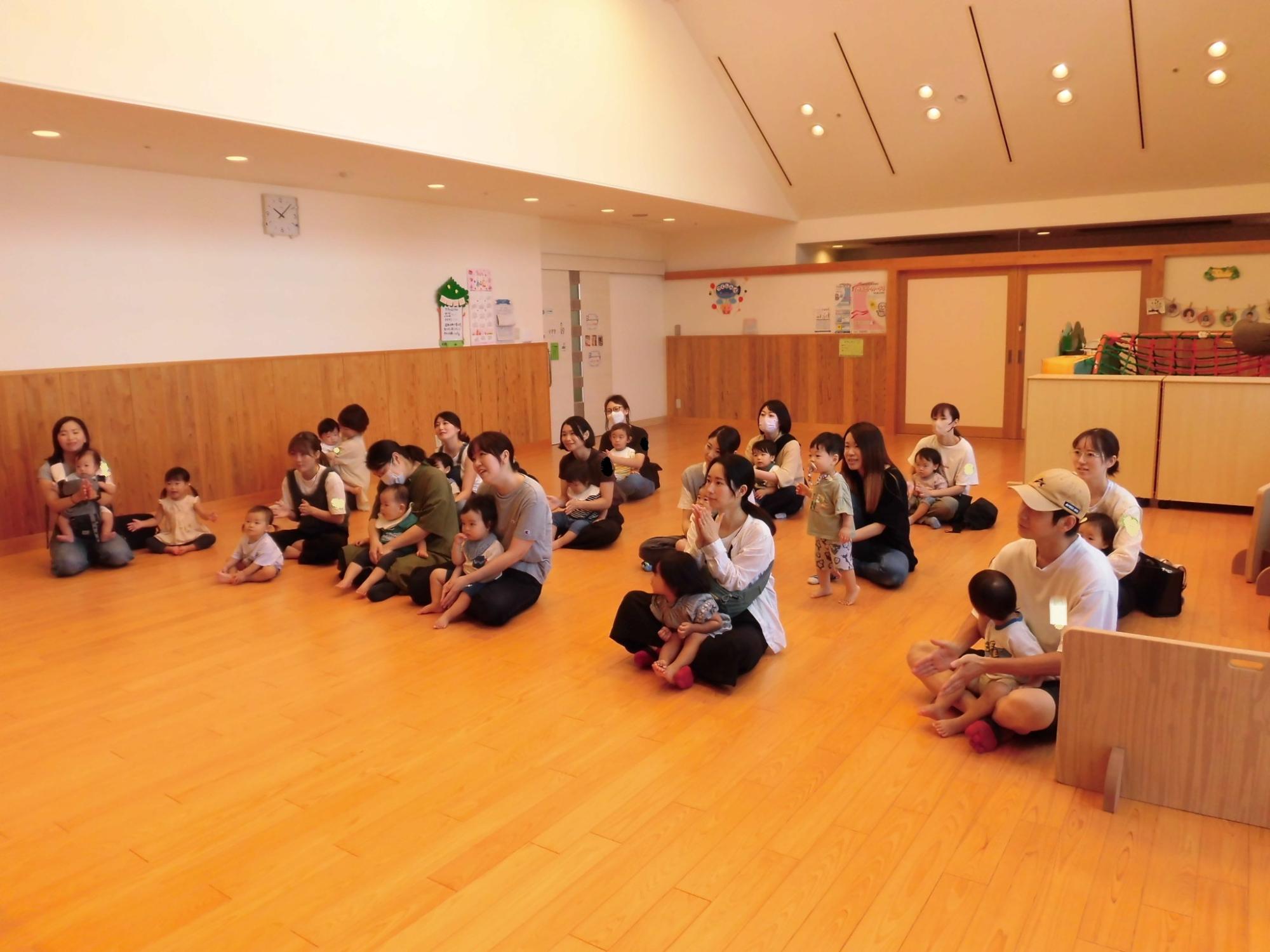 お楽しみ会桃太郎