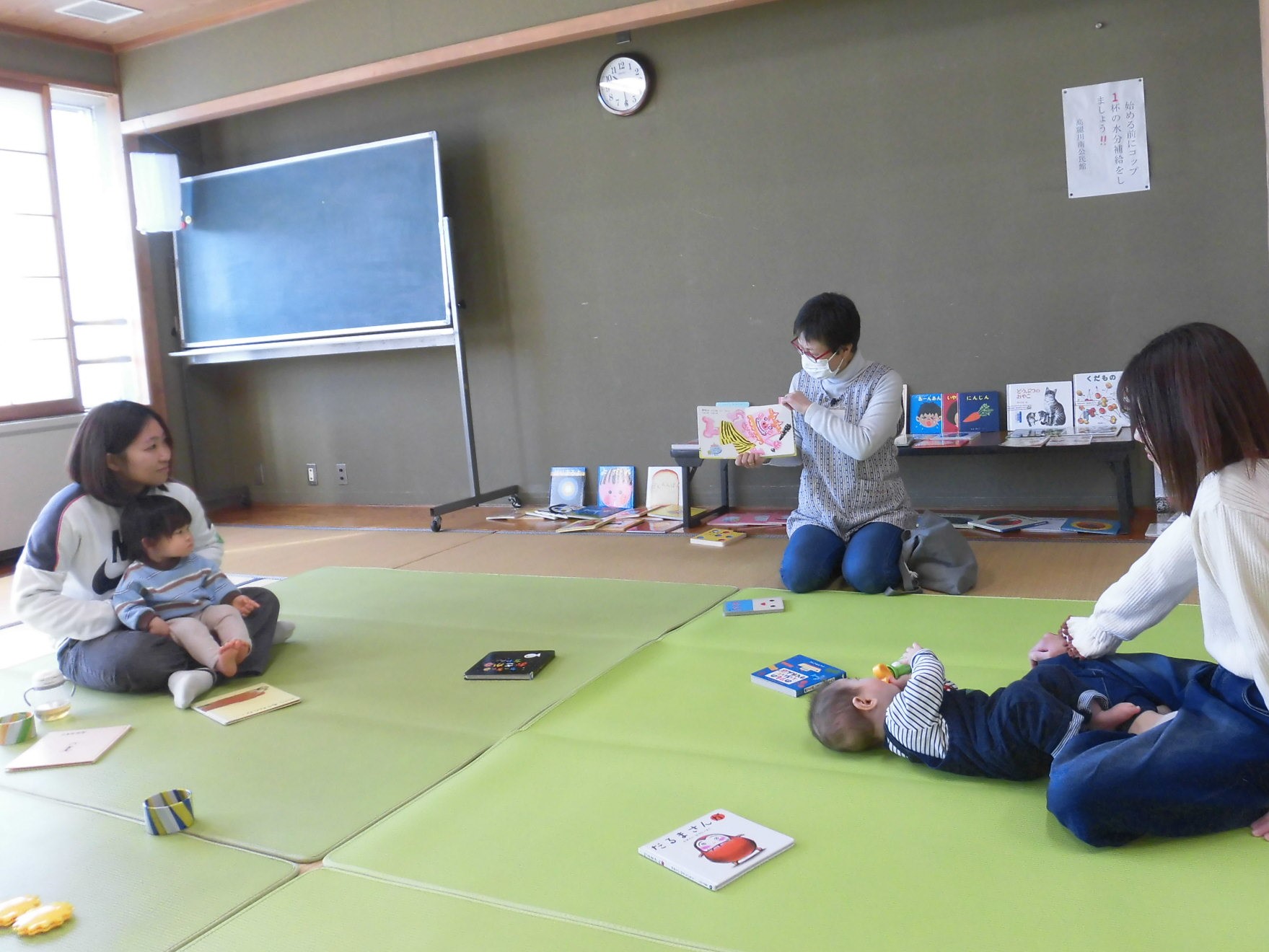 親子で楽しく絵本タイム