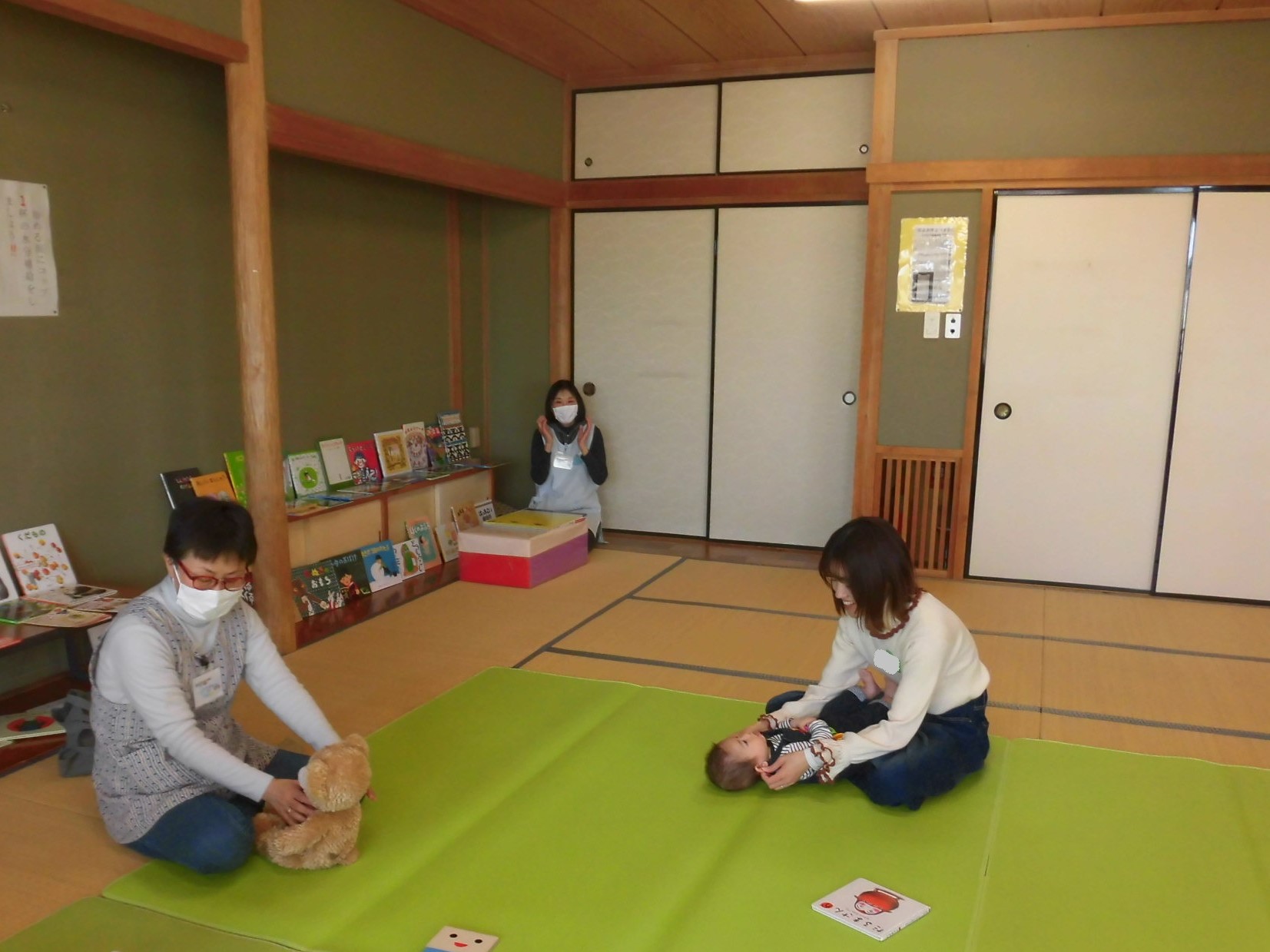 親子で楽しく絵本タイム
