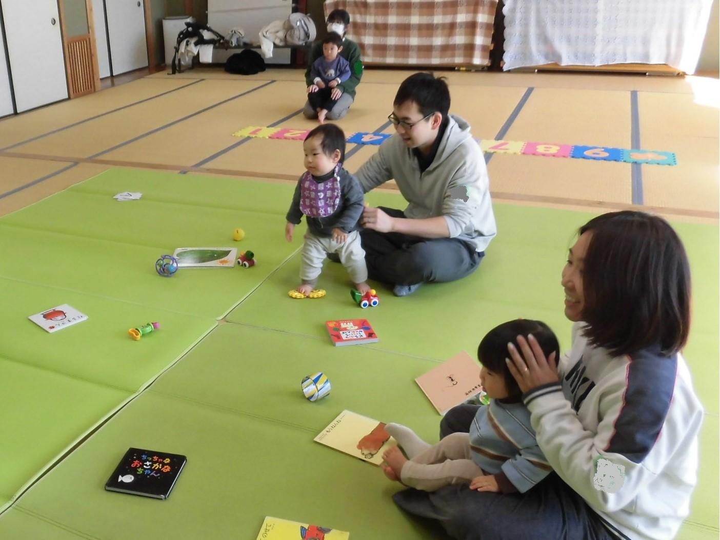 親子で楽しく絵本タイム