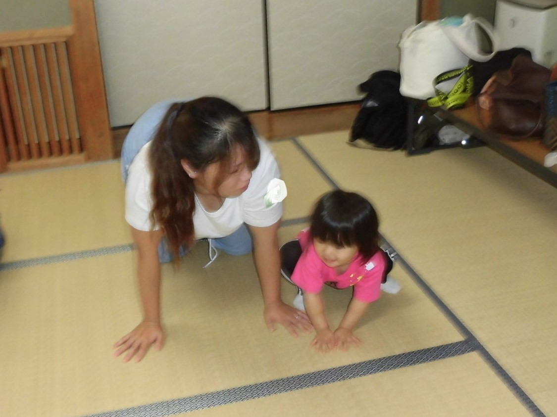 親子ふれ愛ヨガ（出張ひろばおひさま）10月23日