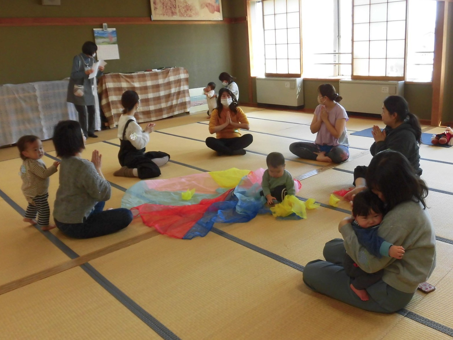 親子ふれ愛ヨガ（出張ひろばおひさま）3月11日