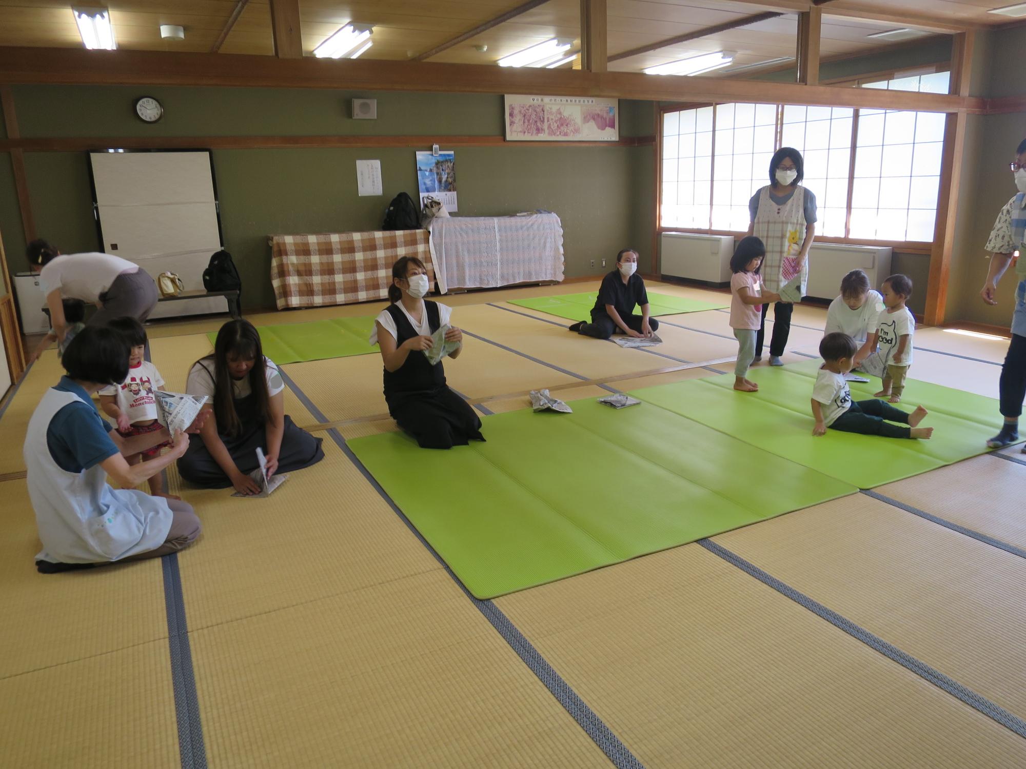 新聞遊び