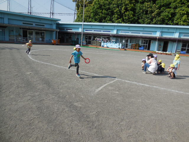 運動会のリレー練習の写真