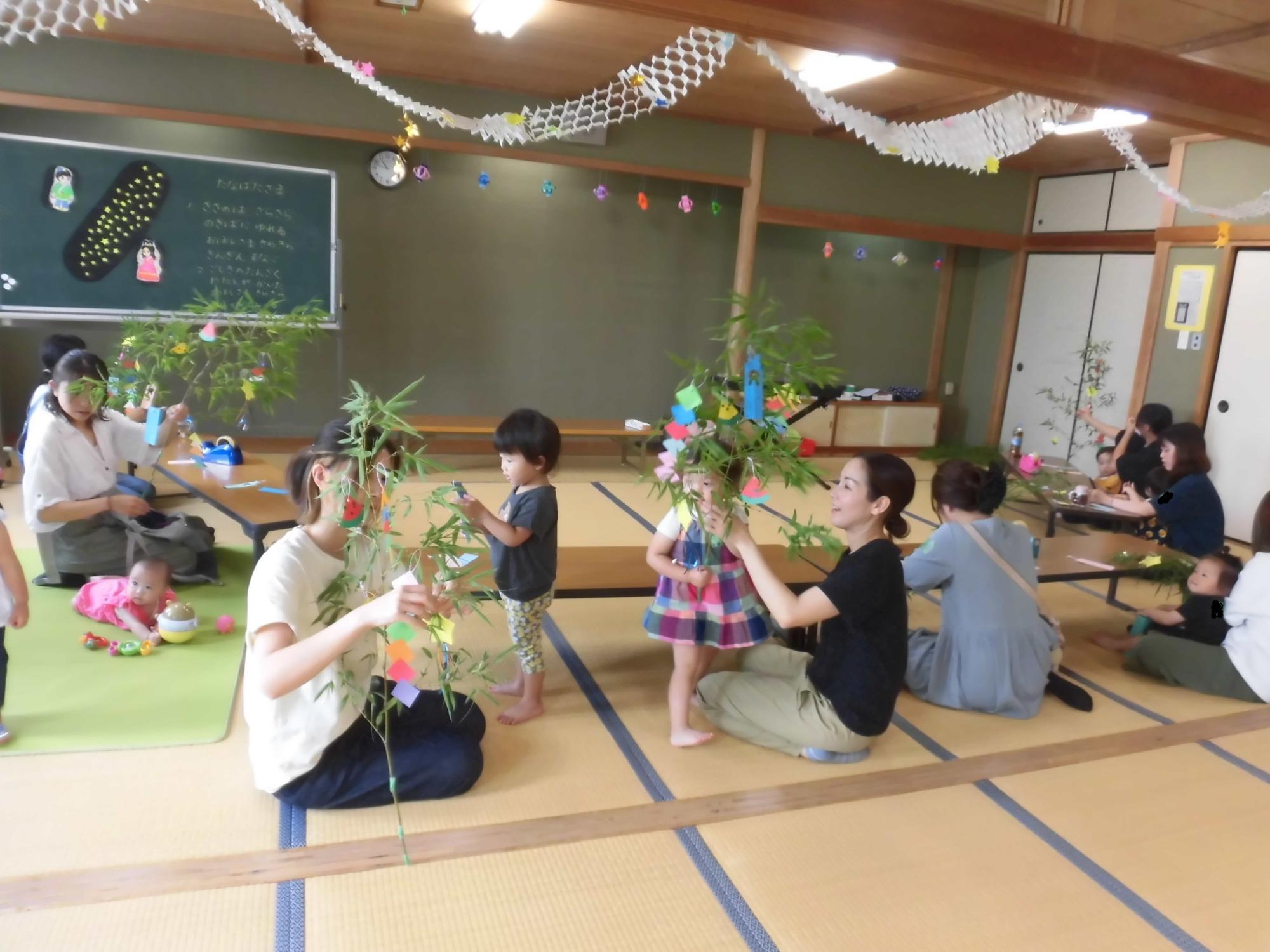 七夕飾り制作（出張ひろばおひさま）6月23日