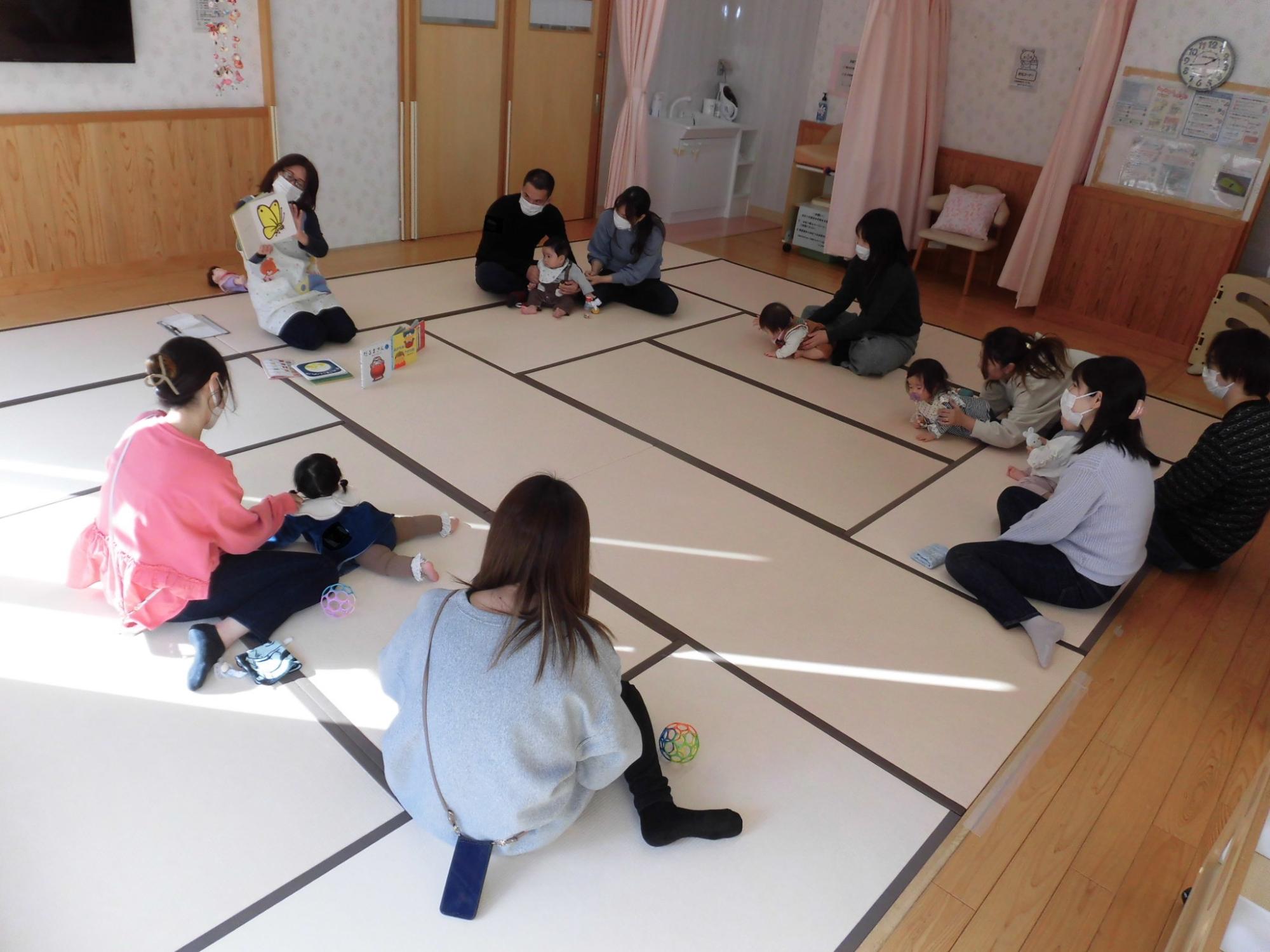 0歳児サロン（ぬくぬく）1月8日