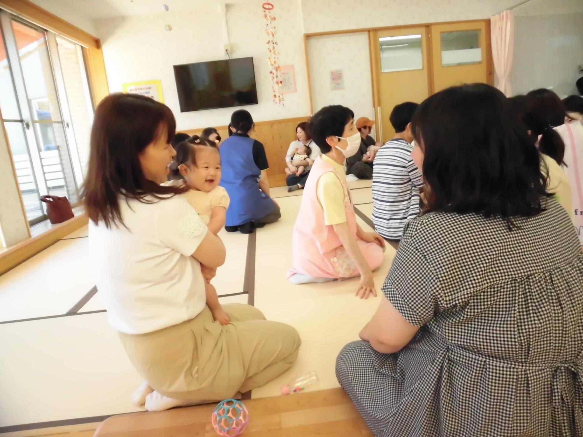 0歳児サロンとパパママ教室
