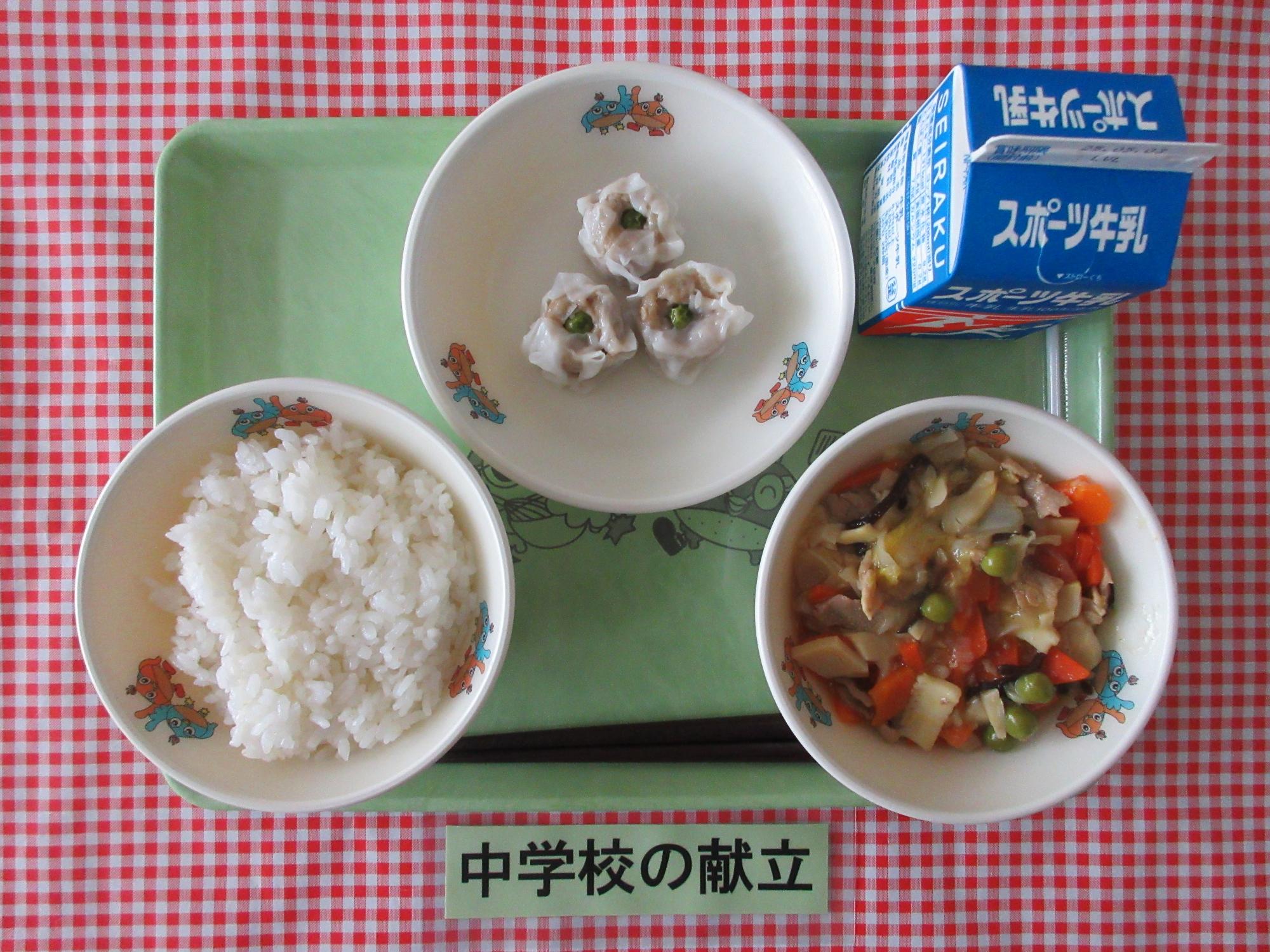 4月23日の給食の写真