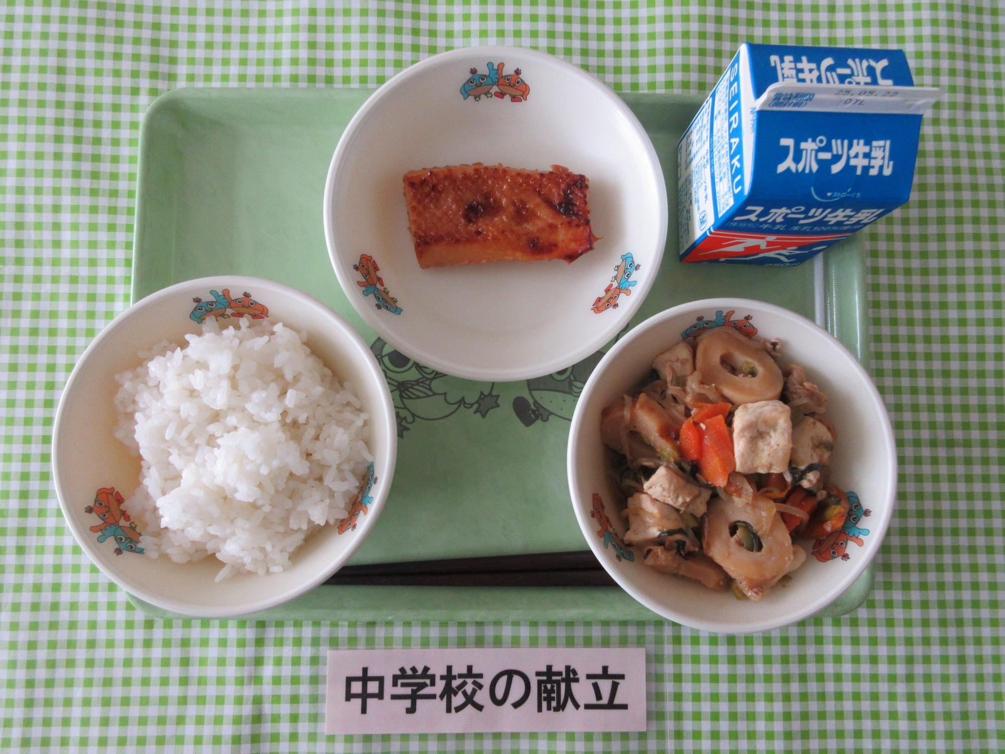 5月12日の給食の写真