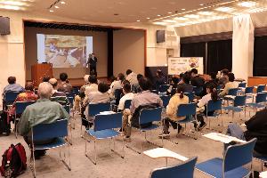 真鍋博士の恐竜教室の様子