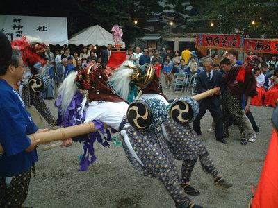 高麗神社の獅子舞